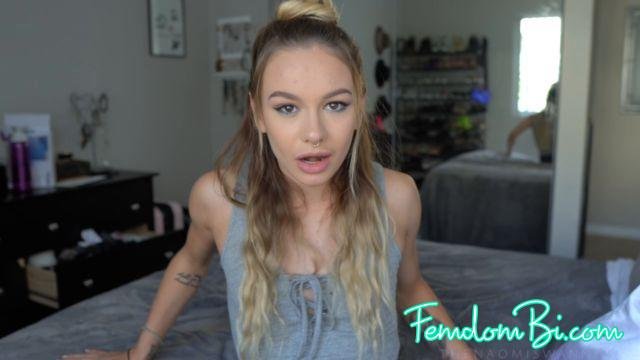 Princess Naomi Swann – Step-brother Caught In My Sock Drawer Princess Naomi Swann – Step-brother Caught In My Sock Drawer