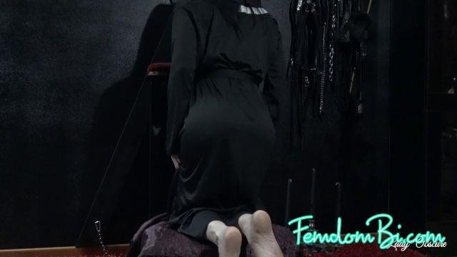Mistress Nyx – Vaginal And Anal Sins On The Kneeler Mistress Nyx – Vaginal And Anal Sins On The Kneeler
